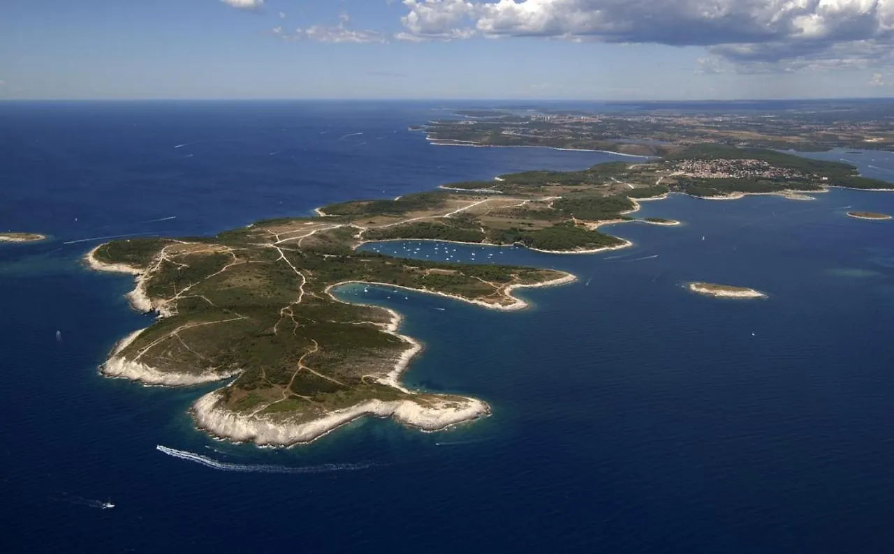Apartment In Banjole With Air Conditioning, Wifi, Washing Machine 3360-2 Croatia