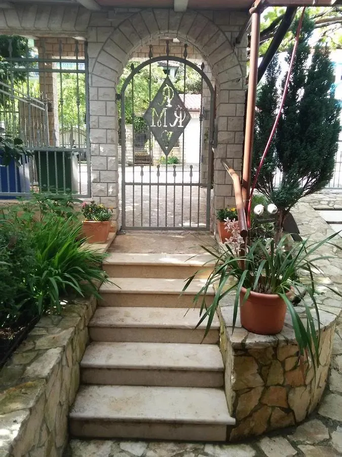 Apartment In Banjole With Air Conditioning, Wifi, Washing Machine 3360-2