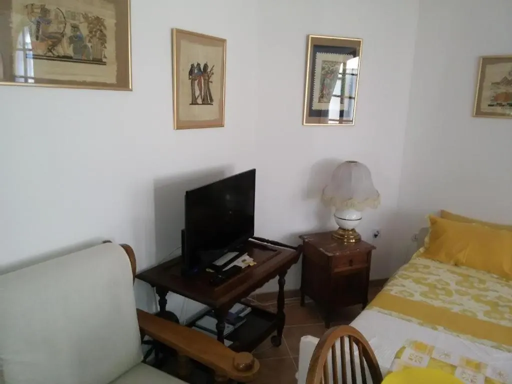 Apartment In Banjole With Air Conditioning, Wifi, Washing Machine 3360-2 0*,  Croatia
