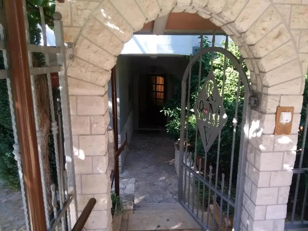 Apartment In Banjole With Air Conditioning, Wifi, Washing Machine 3360-2