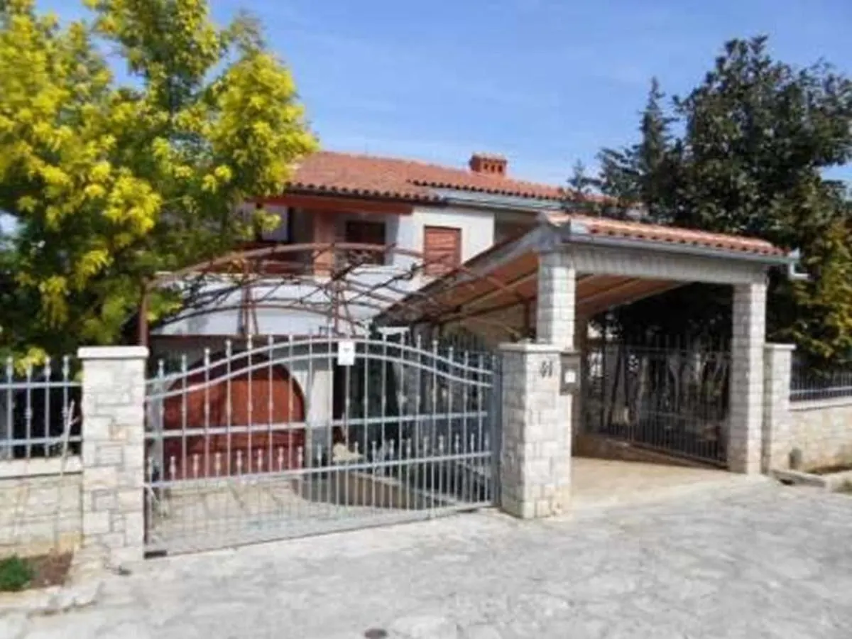 Apartment In Banjole With Air Conditioning, Wifi, Washing Machine 3360-2 Croatia